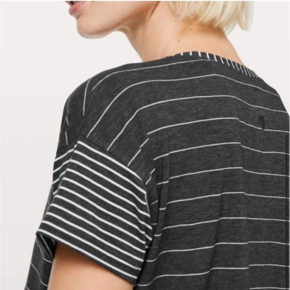 Lululemon Grey Striped Crop T Shirt - The Cates Tee Crop - Picture 2 of 5